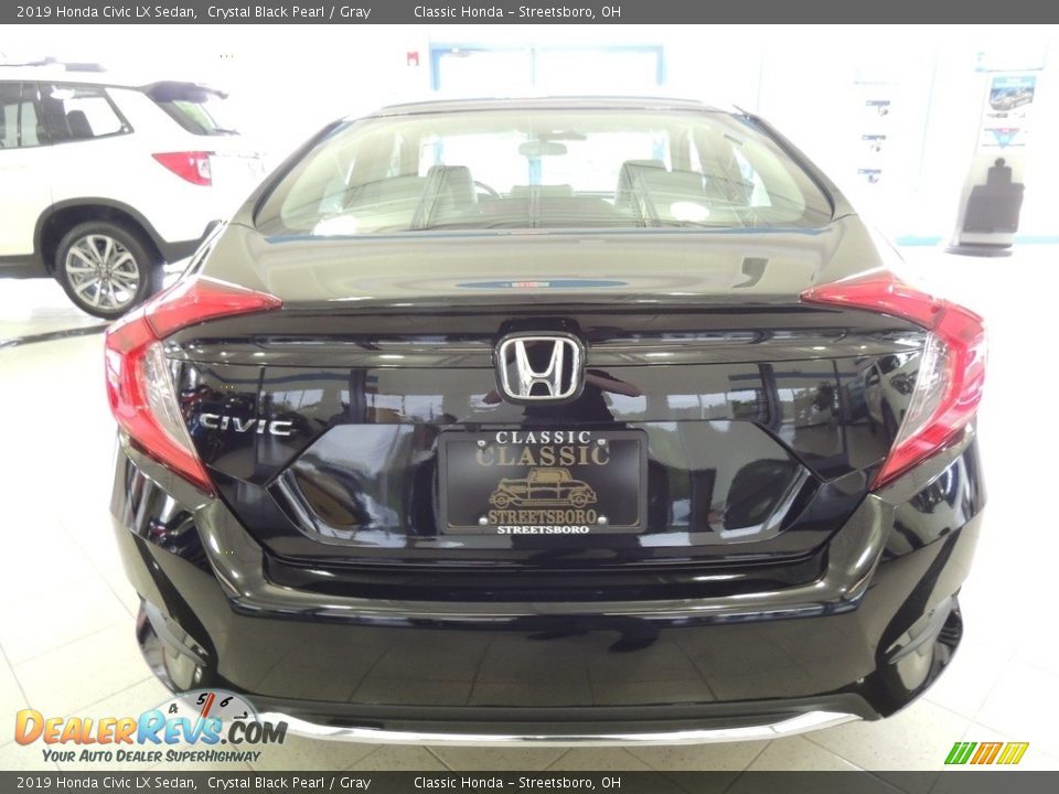 2019 Honda Civic LX Sedan Crystal Black Pearl / Gray Photo #6
