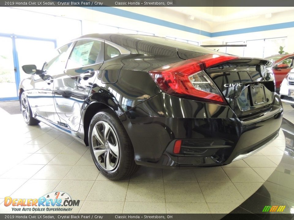 2019 Honda Civic LX Sedan Crystal Black Pearl / Gray Photo #7