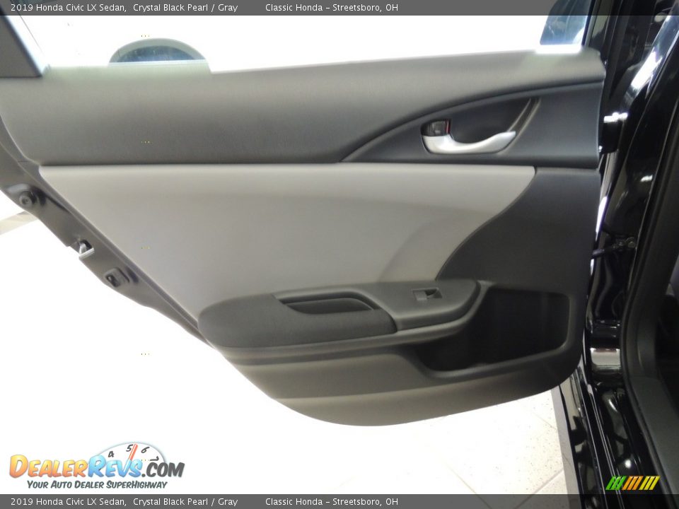 2019 Honda Civic LX Sedan Crystal Black Pearl / Gray Photo #10