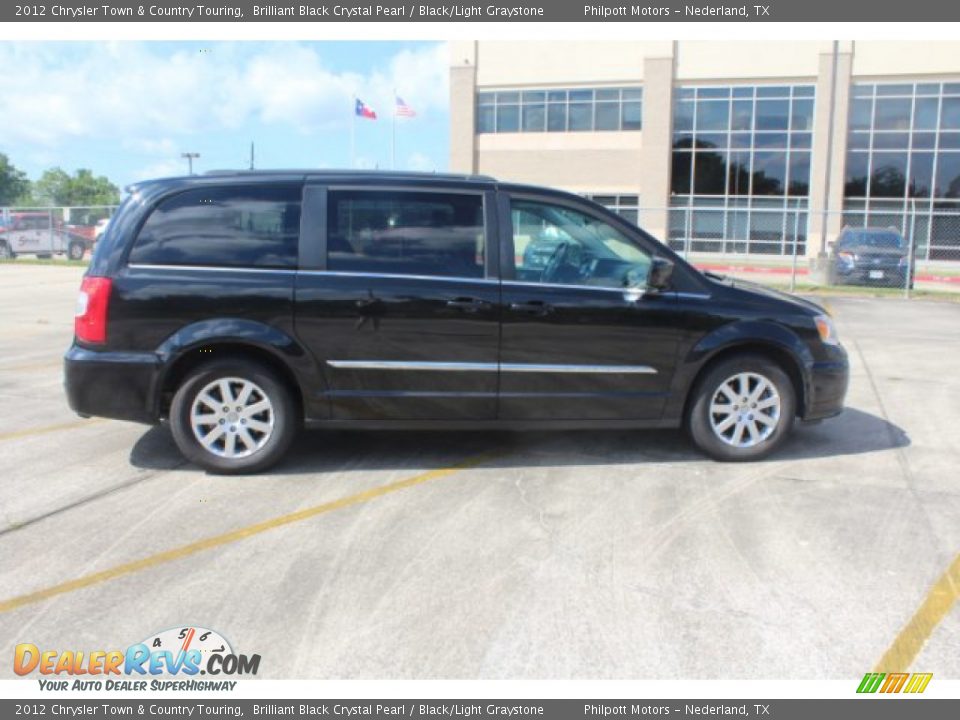 2012 Chrysler Town & Country Touring Brilliant Black Crystal Pearl / Black/Light Graystone Photo #10