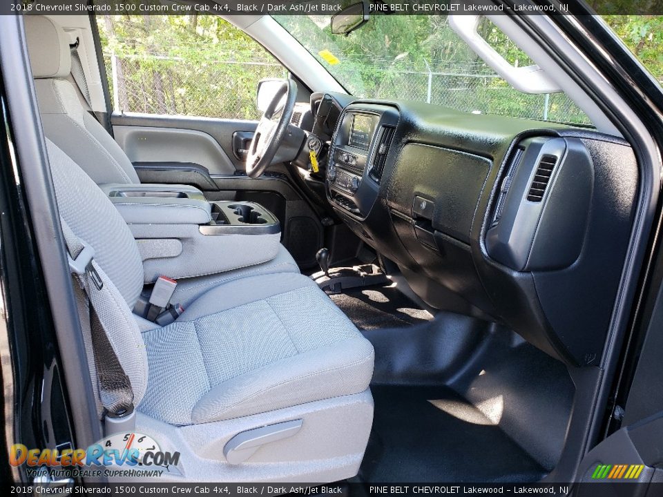 2018 Chevrolet Silverado 1500 Custom Crew Cab 4x4 Black / Dark Ash/Jet Black Photo #11