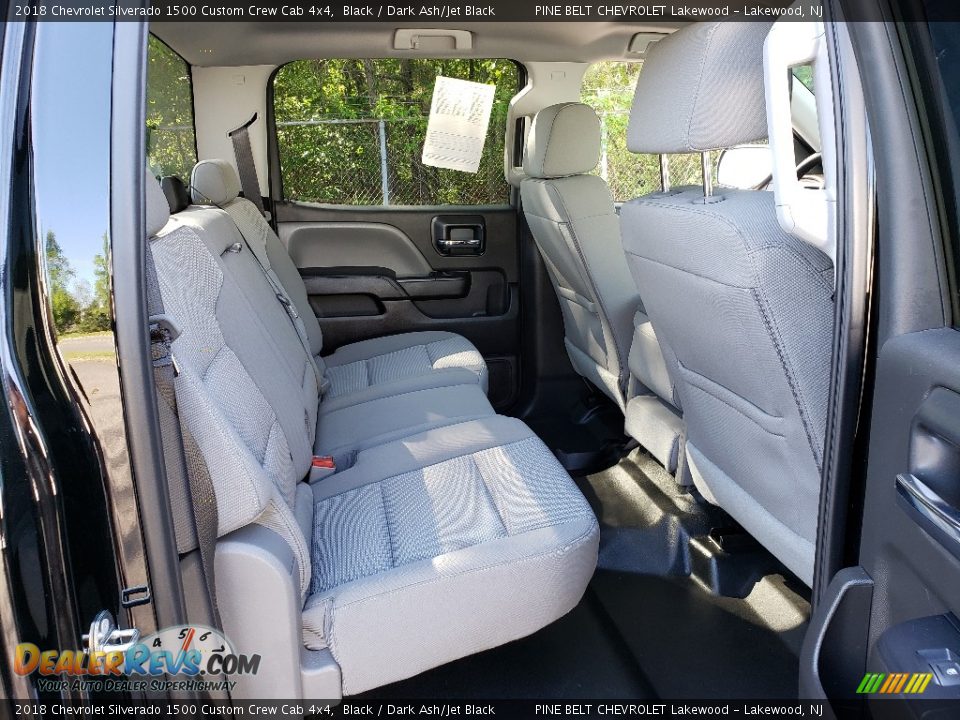 2018 Chevrolet Silverado 1500 Custom Crew Cab 4x4 Black / Dark Ash/Jet Black Photo #12