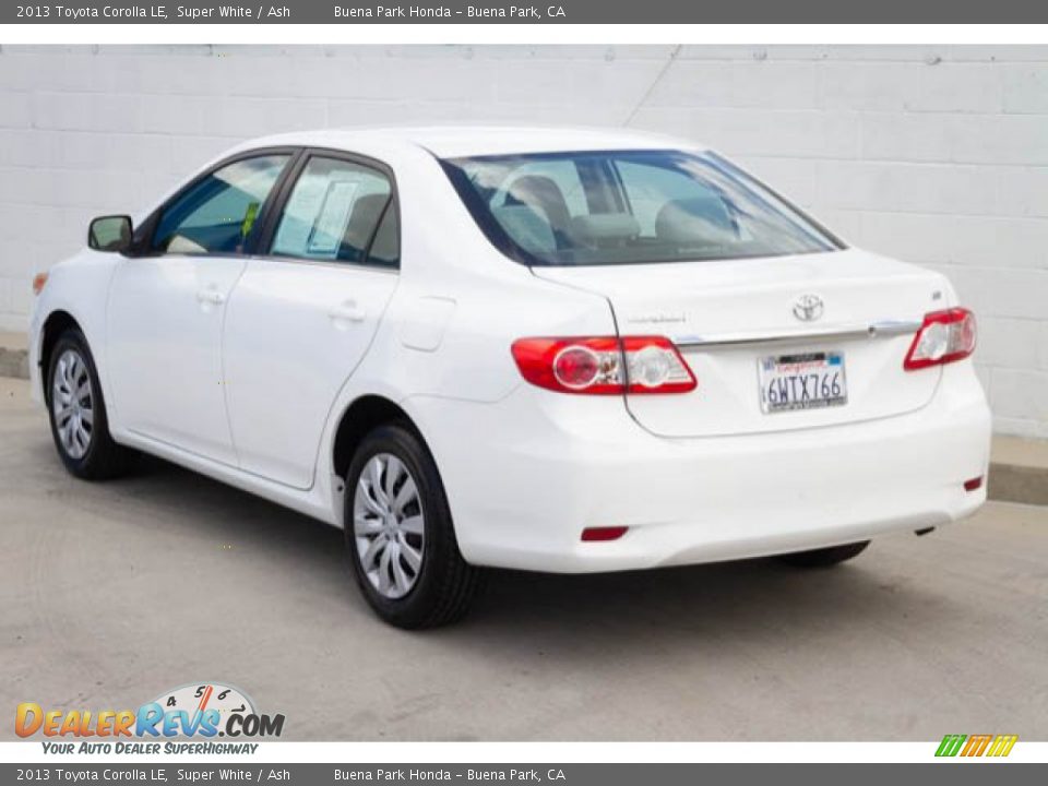 2013 Toyota Corolla LE Super White / Ash Photo #2