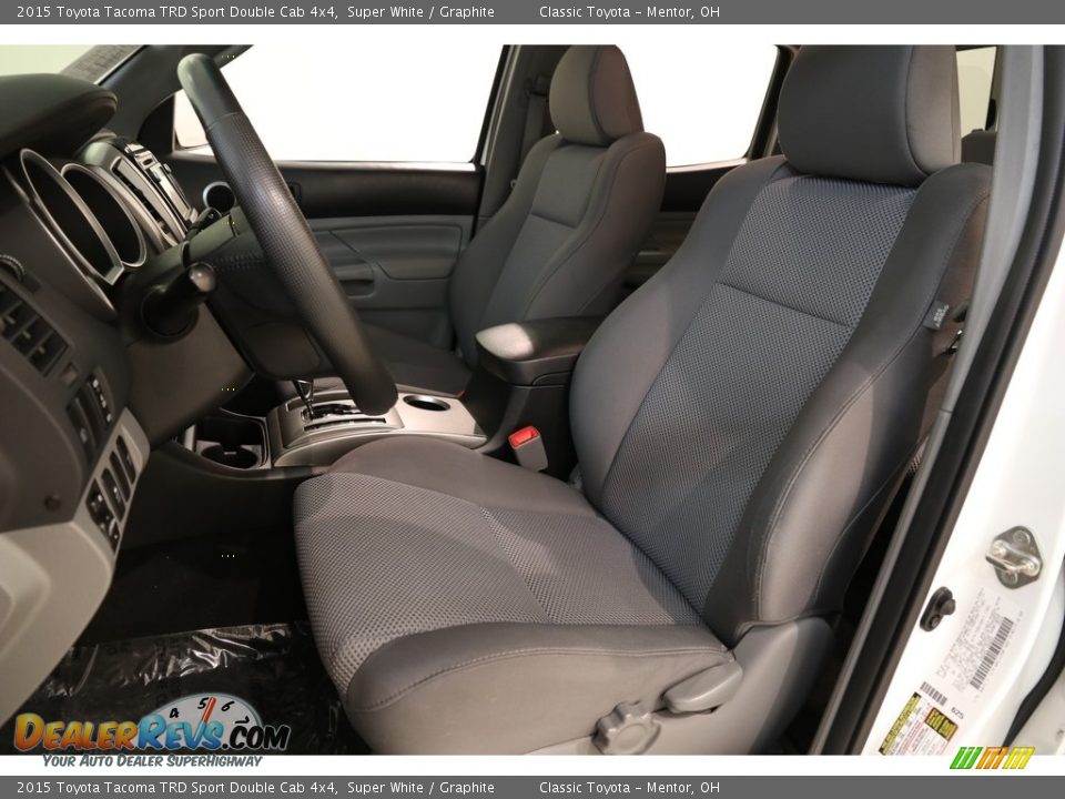 2015 Toyota Tacoma TRD Sport Double Cab 4x4 Super White / Graphite Photo #5