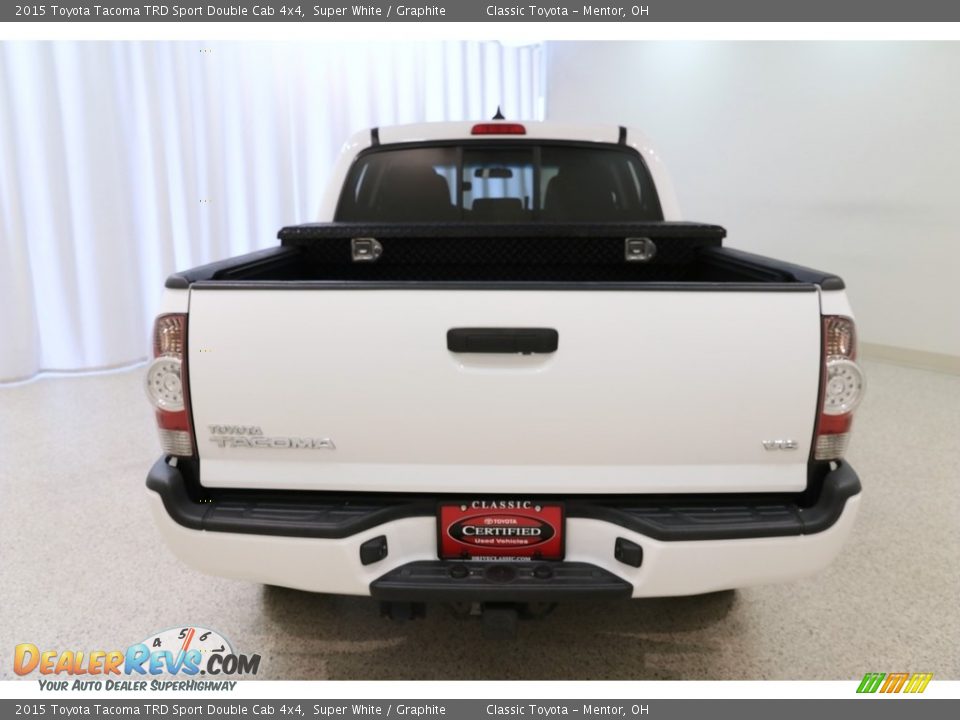 2015 Toyota Tacoma TRD Sport Double Cab 4x4 Super White / Graphite Photo #16