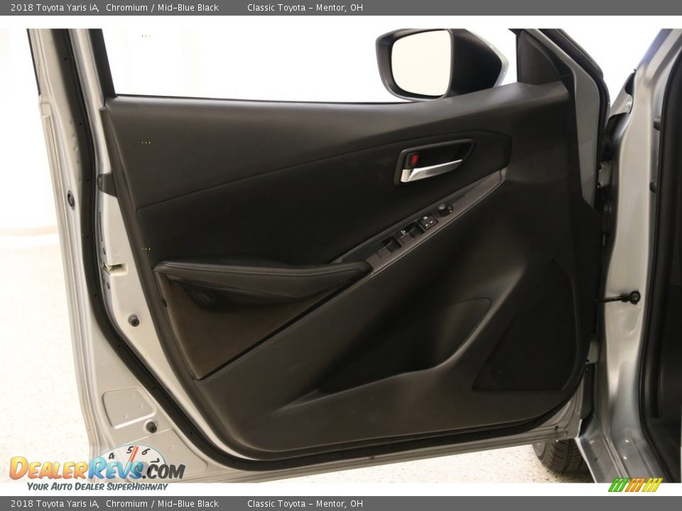 2018 Toyota Yaris iA Chromium / Mid-Blue Black Photo #4