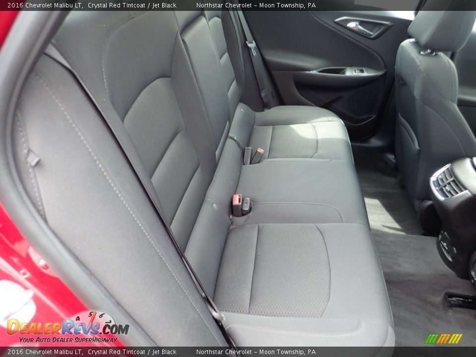 2016 Chevrolet Malibu LT Crystal Red Tintcoat / Jet Black Photo #18