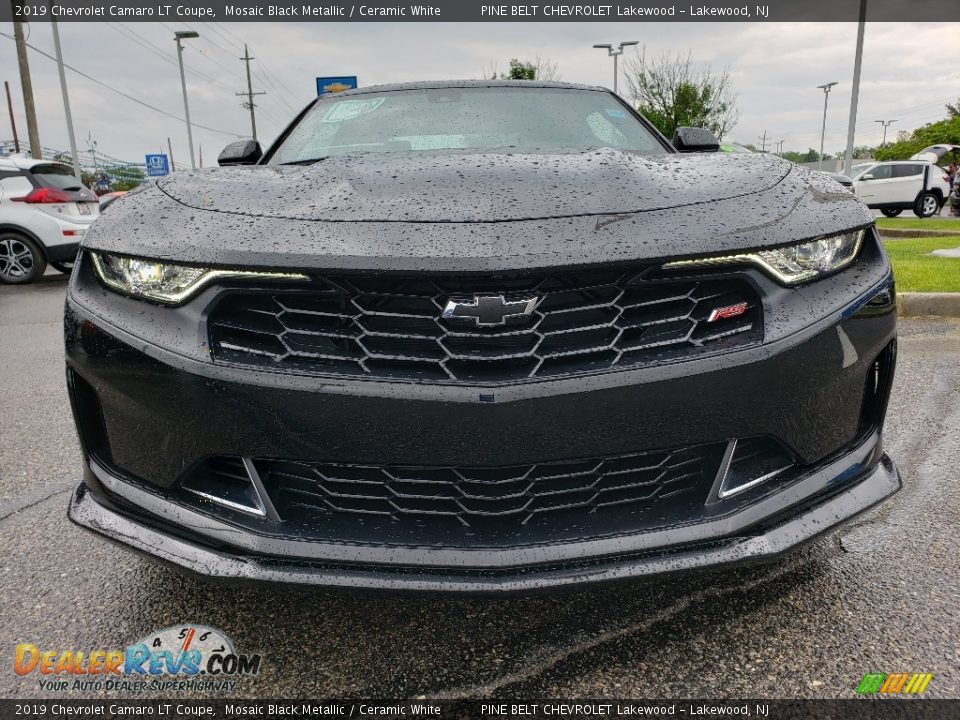 2019 Chevrolet Camaro LT Coupe Mosaic Black Metallic / Ceramic White Photo #2