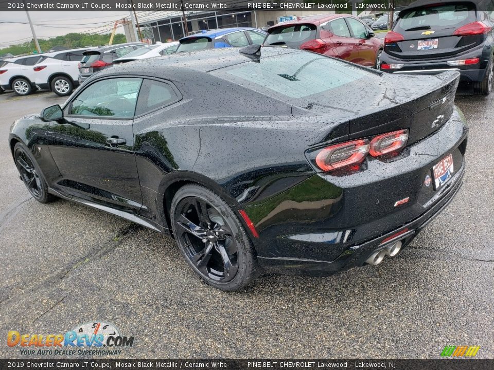 2019 Chevrolet Camaro LT Coupe Mosaic Black Metallic / Ceramic White Photo #4