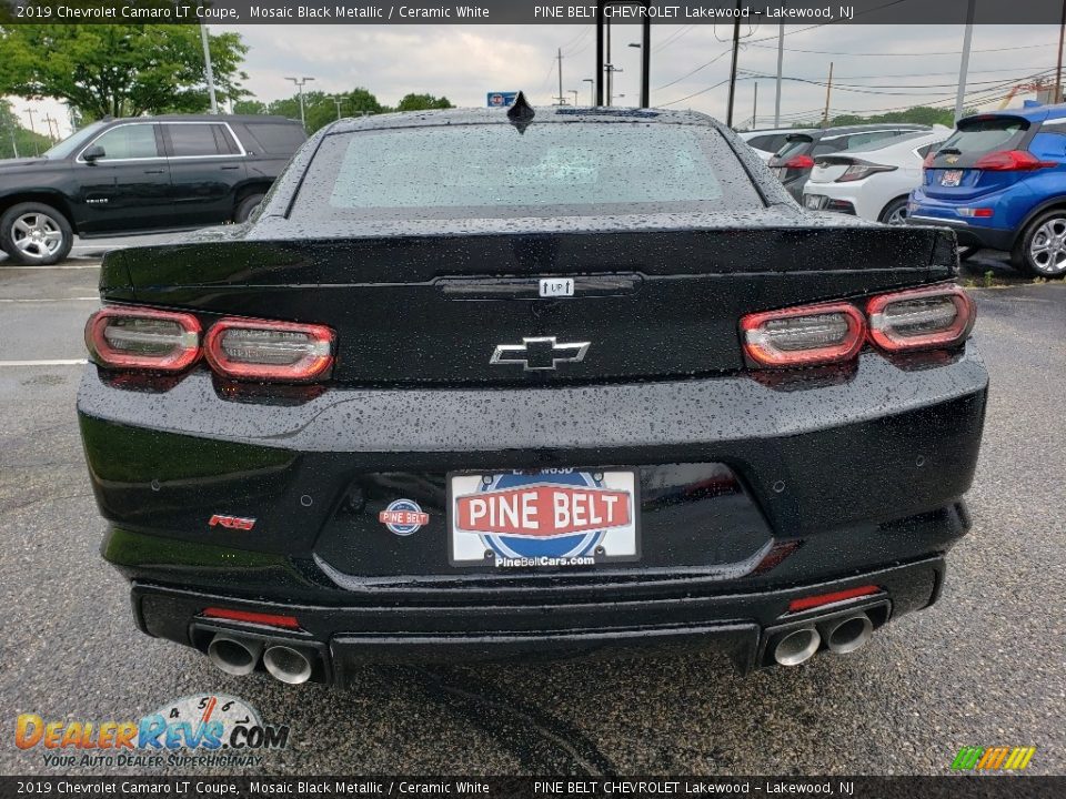 2019 Chevrolet Camaro LT Coupe Mosaic Black Metallic / Ceramic White Photo #5