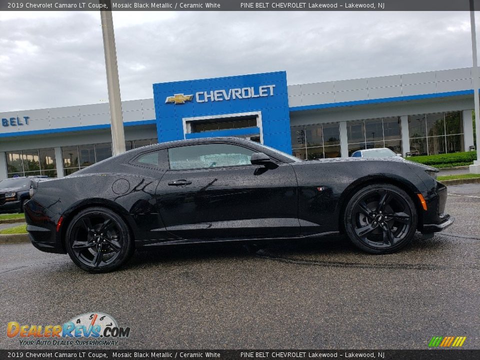 2019 Chevrolet Camaro LT Coupe Mosaic Black Metallic / Ceramic White Photo #6