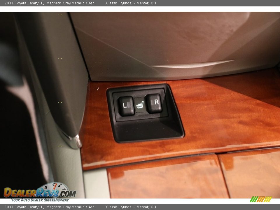2011 Toyota Camry LE Magnetic Gray Metallic / Ash Photo #16