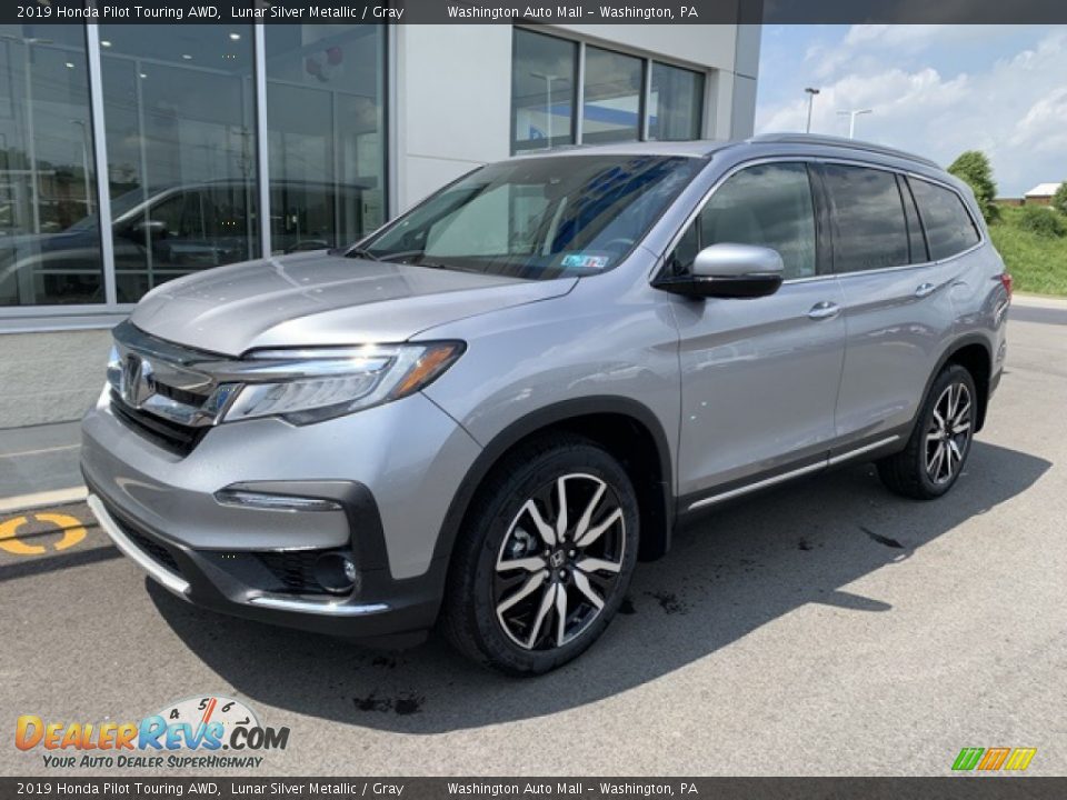 2019 Honda Pilot Touring AWD Lunar Silver Metallic / Gray Photo #2