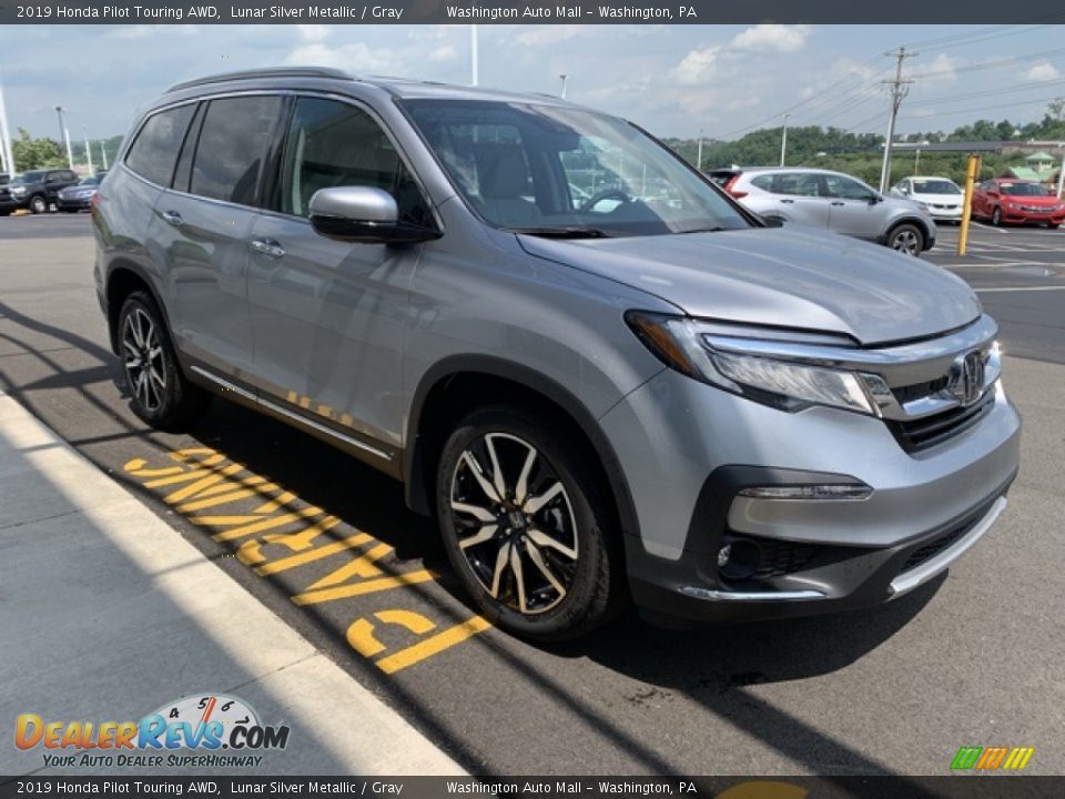 2019 Honda Pilot Touring AWD Lunar Silver Metallic / Gray Photo #4