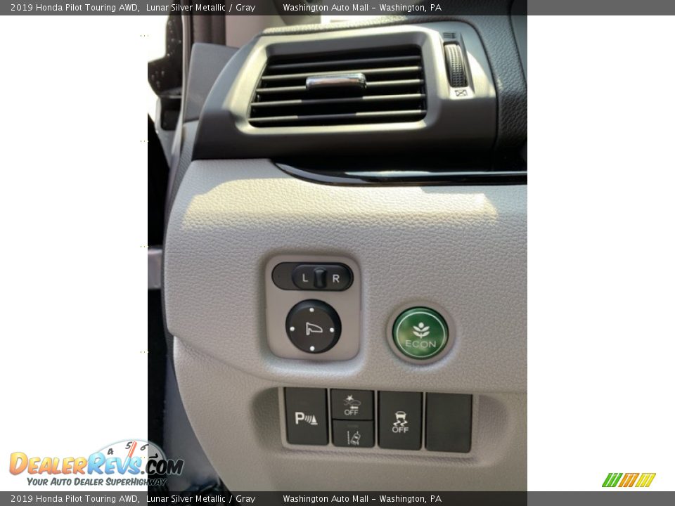 2019 Honda Pilot Touring AWD Lunar Silver Metallic / Gray Photo #12