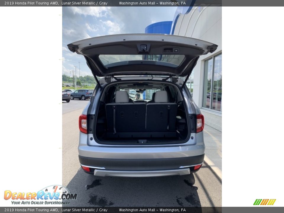2019 Honda Pilot Touring AWD Lunar Silver Metallic / Gray Photo #23