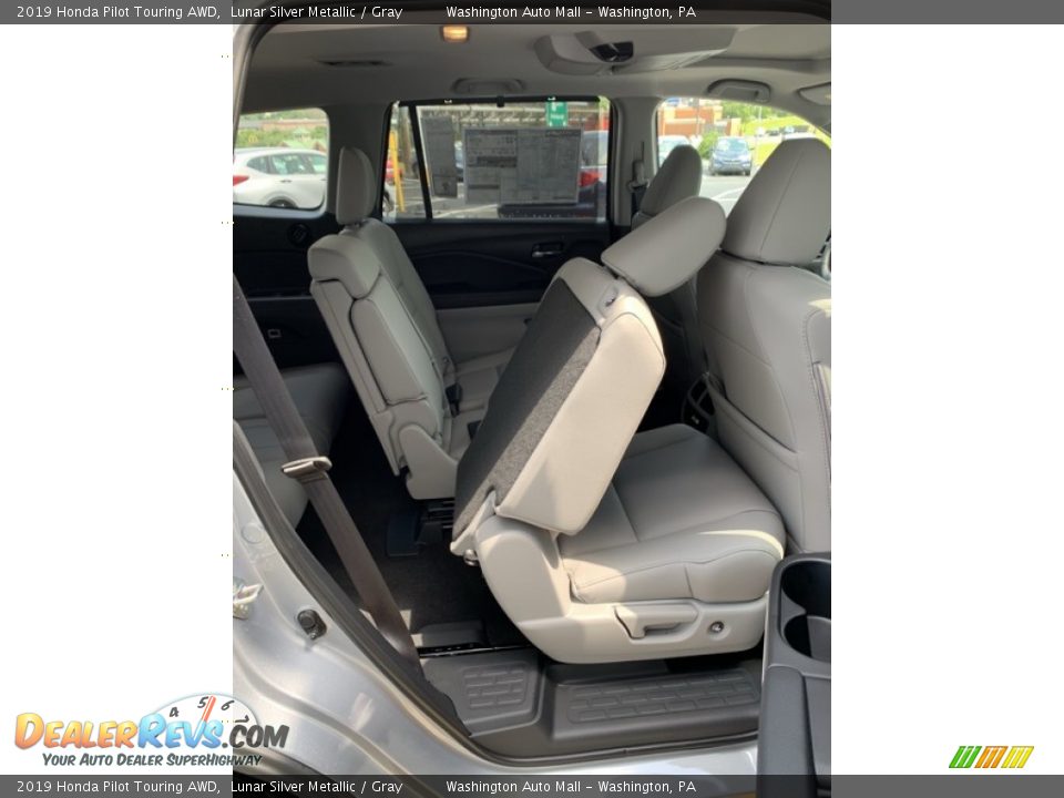 2019 Honda Pilot Touring AWD Lunar Silver Metallic / Gray Photo #29