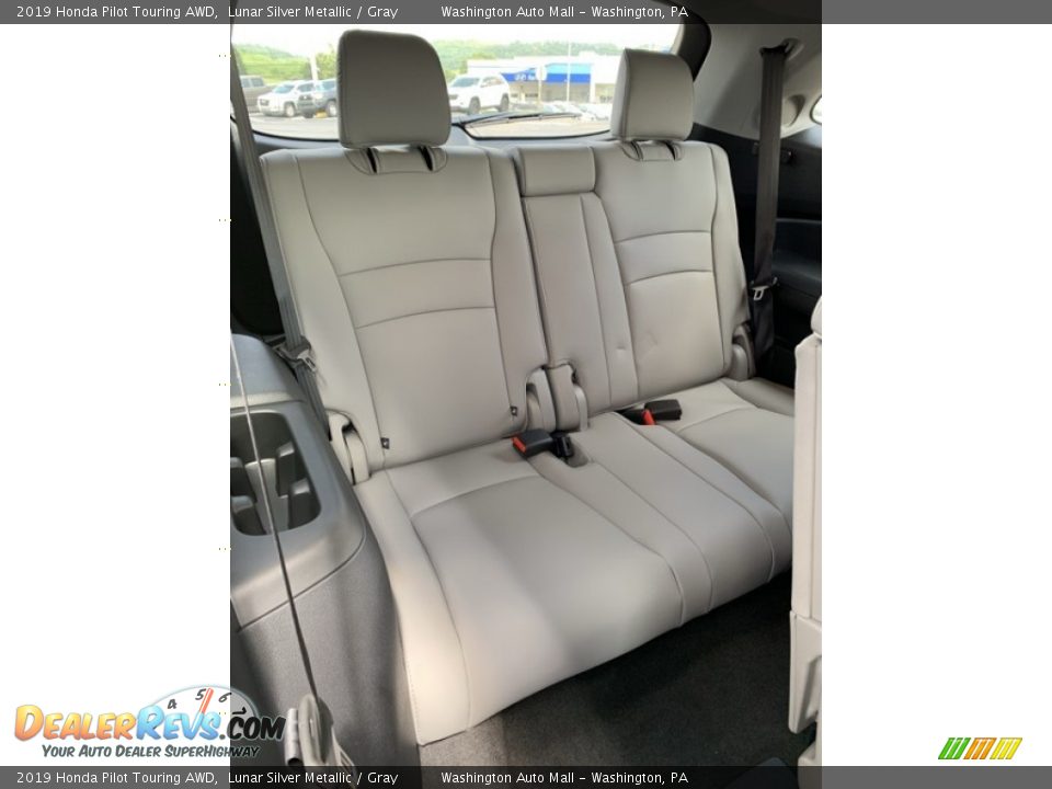 2019 Honda Pilot Touring AWD Lunar Silver Metallic / Gray Photo #30