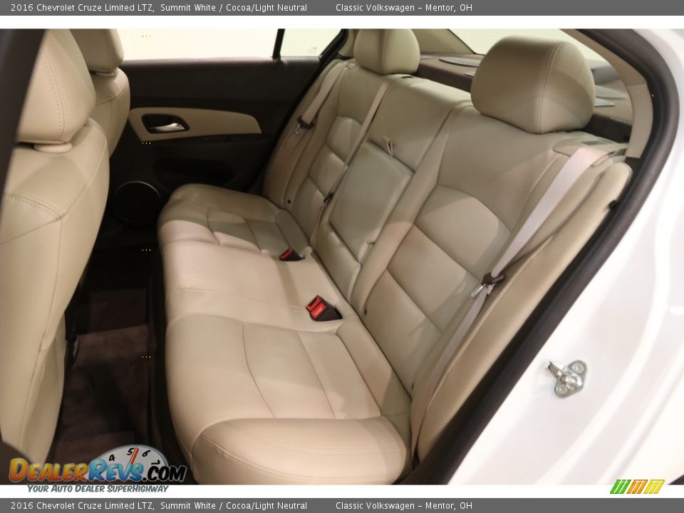 2016 Chevrolet Cruze Limited LTZ Summit White / Cocoa/Light Neutral Photo #17
