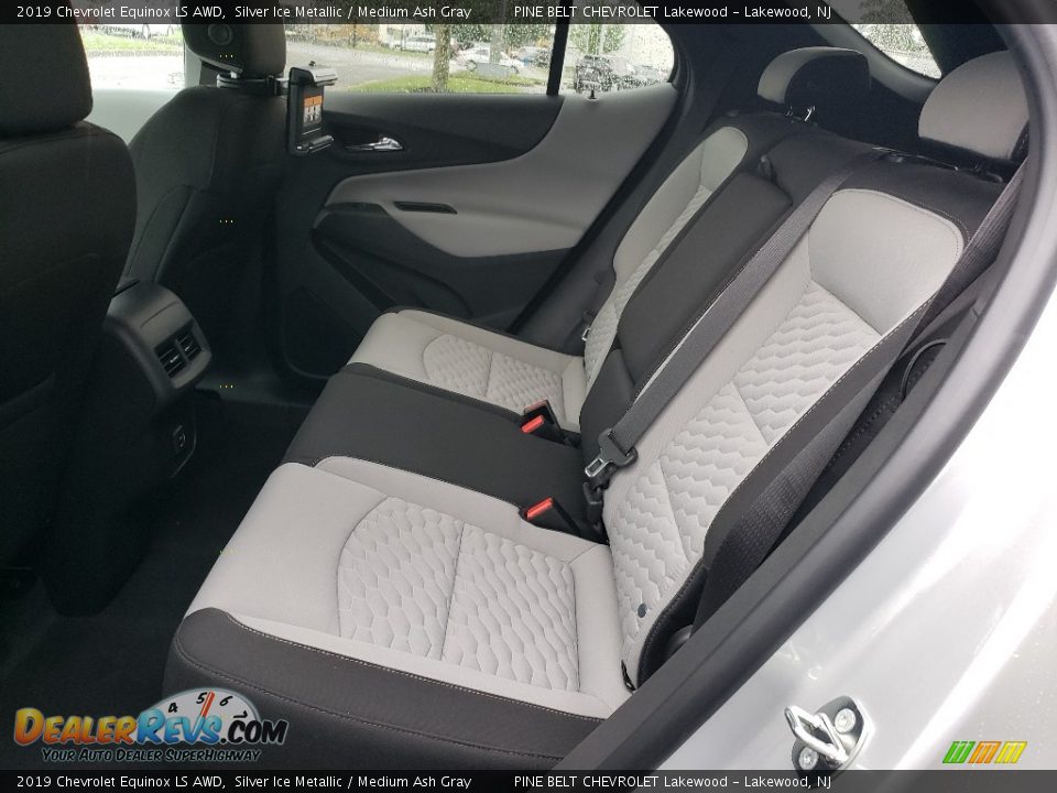 2019 Chevrolet Equinox LS AWD Silver Ice Metallic / Medium Ash Gray Photo #5