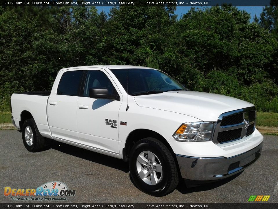 2019 Ram 1500 Classic SLT Crew Cab 4x4 Bright White / Black/Diesel Gray Photo #4