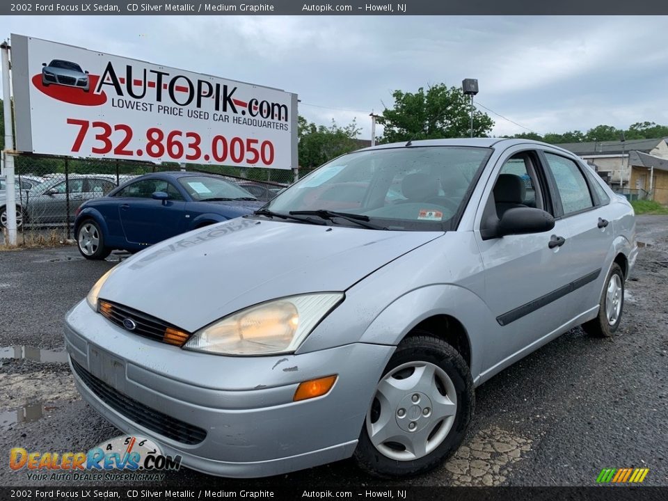 2002 Ford Focus LX Sedan CD Silver Metallic / Medium Graphite Photo #1