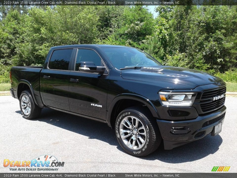 2019 Ram 1500 Laramie Crew Cab 4x4 Diamond Black Crystal Pearl / Black Photo #4