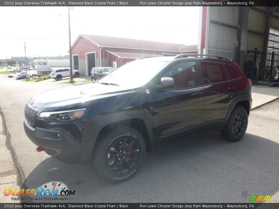 2019 Jeep Cherokee Trailhawk 4x4 Diamond Black Crystal Pearl / Black Photo #1