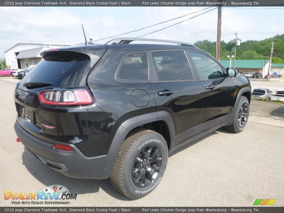 2019 Jeep Cherokee Trailhawk 4x4 Diamond Black Crystal Pearl / Black Photo #5