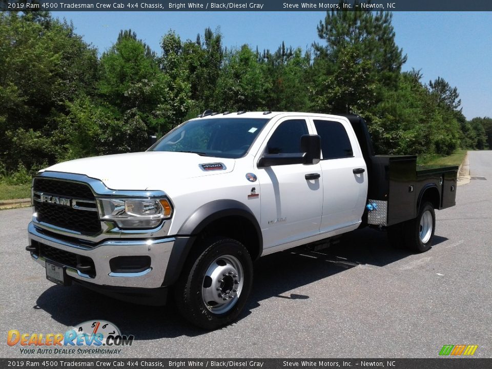 2019 Ram 4500 Tradesman Crew Cab 4x4 Chassis Bright White / Black/Diesel Gray Photo #2