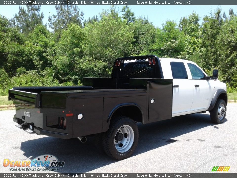 2019 Ram 4500 Tradesman Crew Cab 4x4 Chassis Bright White / Black/Diesel Gray Photo #6
