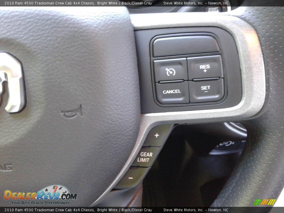 2019 Ram 4500 Tradesman Crew Cab 4x4 Chassis Bright White / Black/Diesel Gray Photo #16
