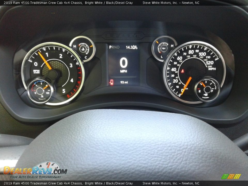 2019 Ram 4500 Tradesman Crew Cab 4x4 Chassis Bright White / Black/Diesel Gray Photo #17