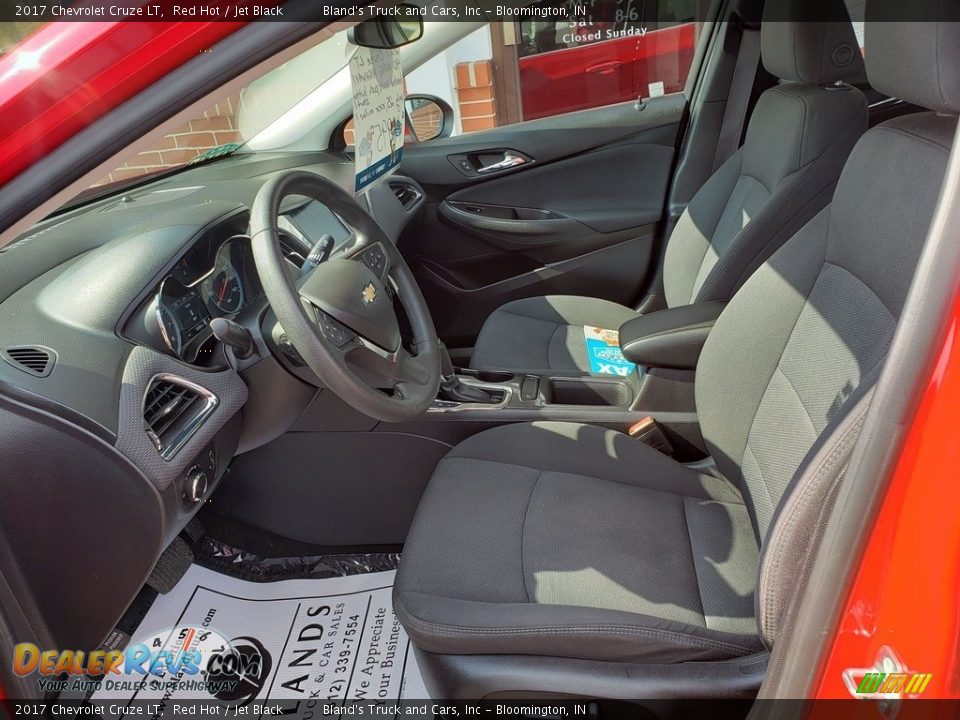 2017 Chevrolet Cruze LT Red Hot / Jet Black Photo #6