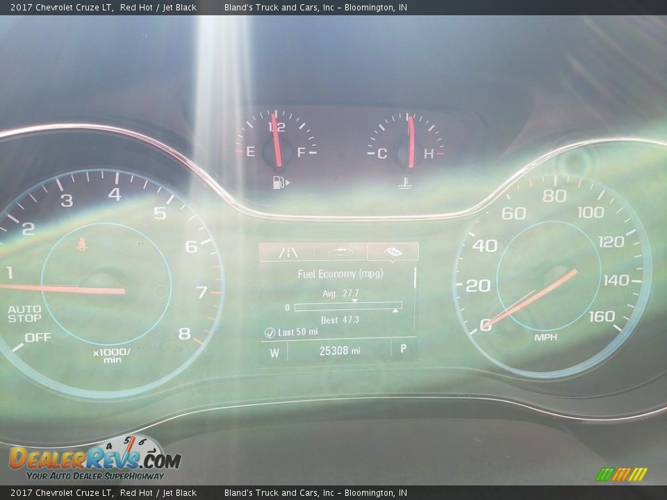 2017 Chevrolet Cruze LT Red Hot / Jet Black Photo #13