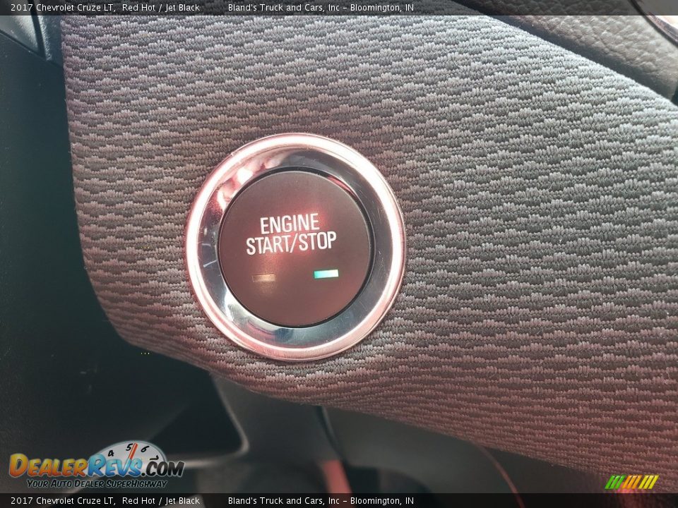 2017 Chevrolet Cruze LT Red Hot / Jet Black Photo #15