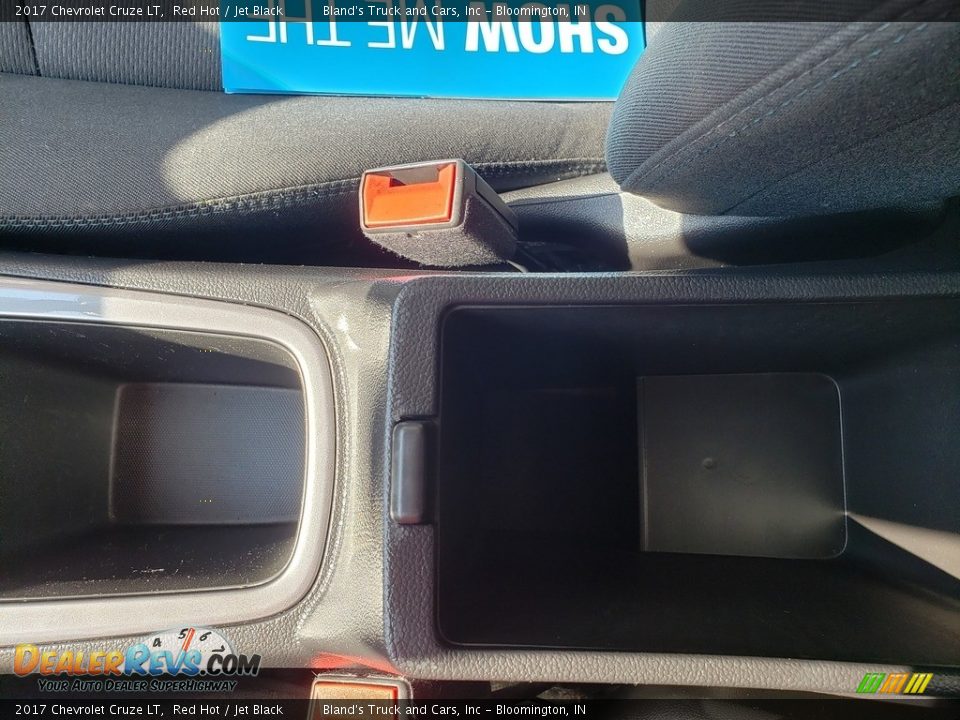 2017 Chevrolet Cruze LT Red Hot / Jet Black Photo #24
