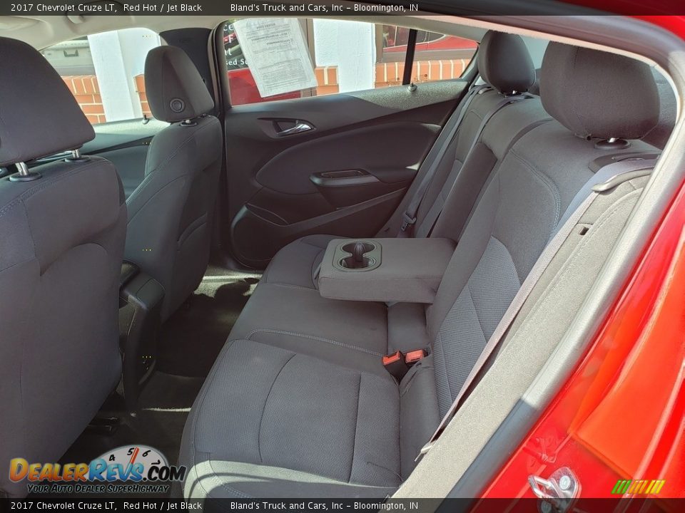 2017 Chevrolet Cruze LT Red Hot / Jet Black Photo #28