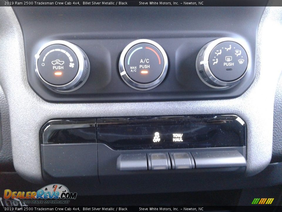 2019 Ram 2500 Tradesman Crew Cab 4x4 Billet Silver Metallic / Black Photo #21