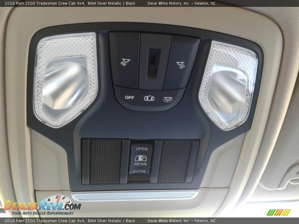 2019 Ram 2500 Tradesman Crew Cab 4x4 Billet Silver Metallic / Black Photo #23