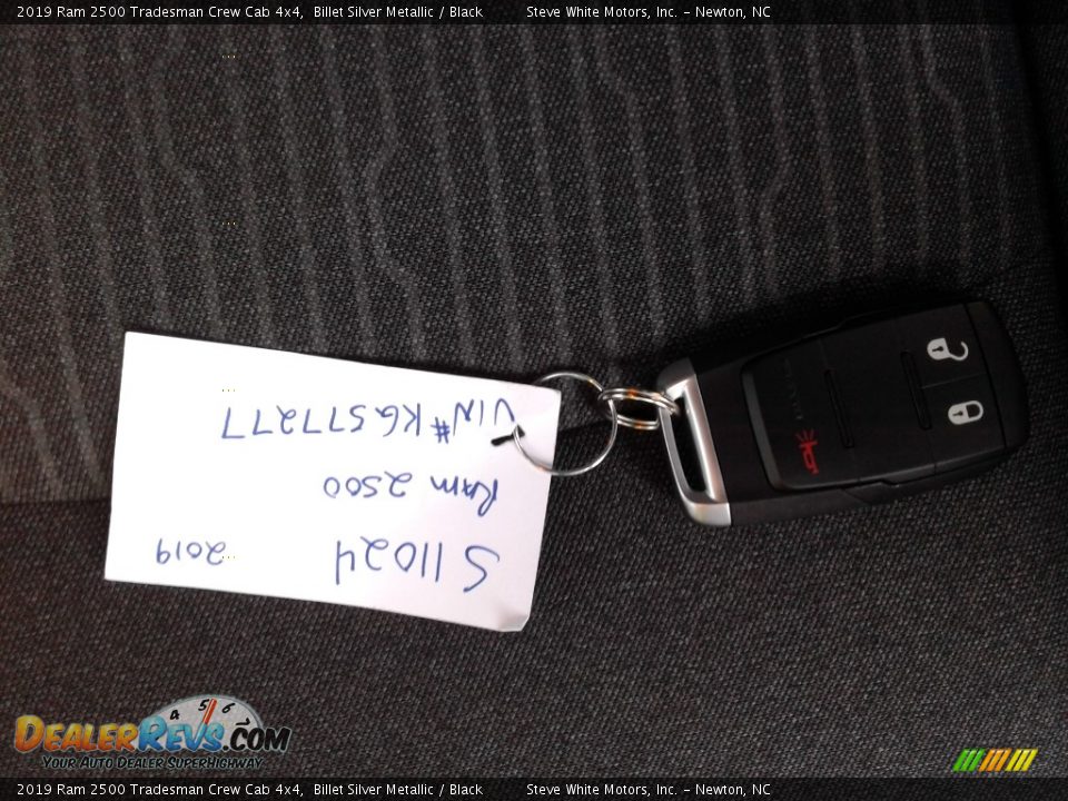 2019 Ram 2500 Tradesman Crew Cab 4x4 Billet Silver Metallic / Black Photo #25