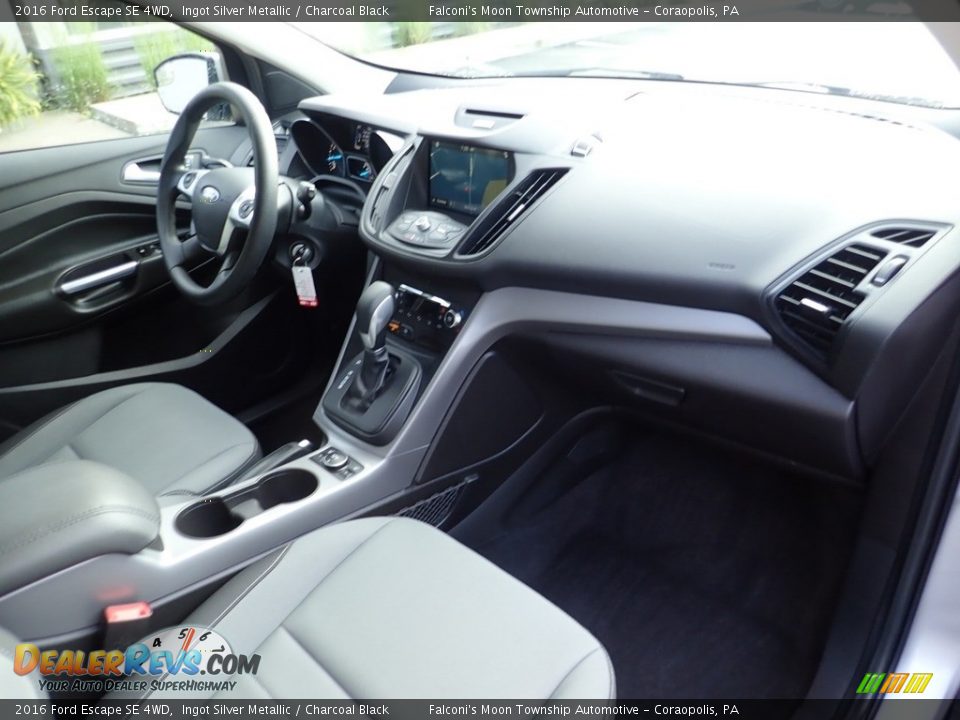 2016 Ford Escape SE 4WD Ingot Silver Metallic / Charcoal Black Photo #12
