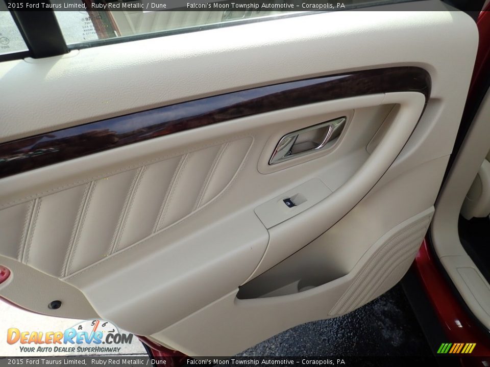 2015 Ford Taurus Limited Ruby Red Metallic / Dune Photo #18