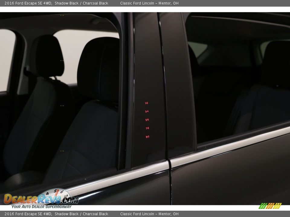 2016 Ford Escape SE 4WD Shadow Black / Charcoal Black Photo #4