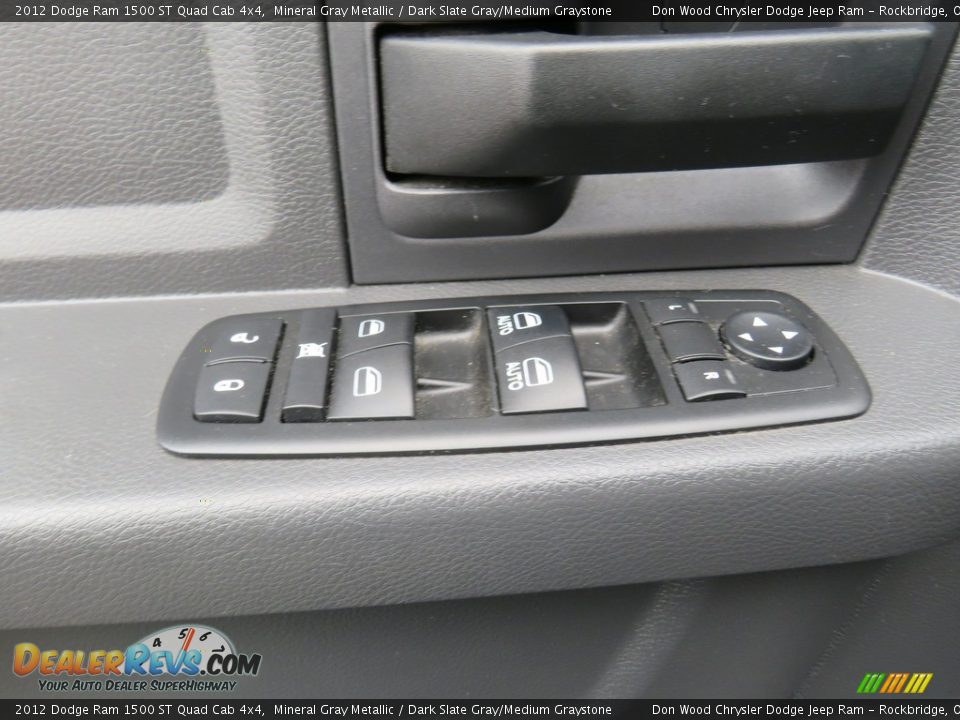 2012 Dodge Ram 1500 ST Quad Cab 4x4 Mineral Gray Metallic / Dark Slate Gray/Medium Graystone Photo #17