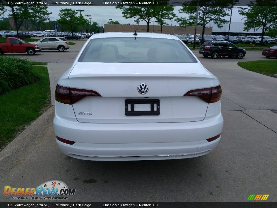 2019 Volkswagen Jetta SE Pure White / Dark Beige Photo #5