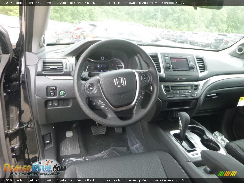 Dashboard of 2019 Honda Ridgeline Sport AWD Photo #11