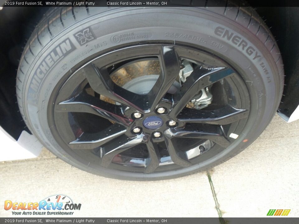 2019 Ford Fusion SE White Platinum / Light Putty Photo #3