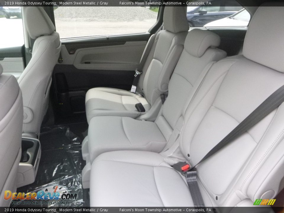 2019 Honda Odyssey Touring Modern Steel Metallic / Gray Photo #9