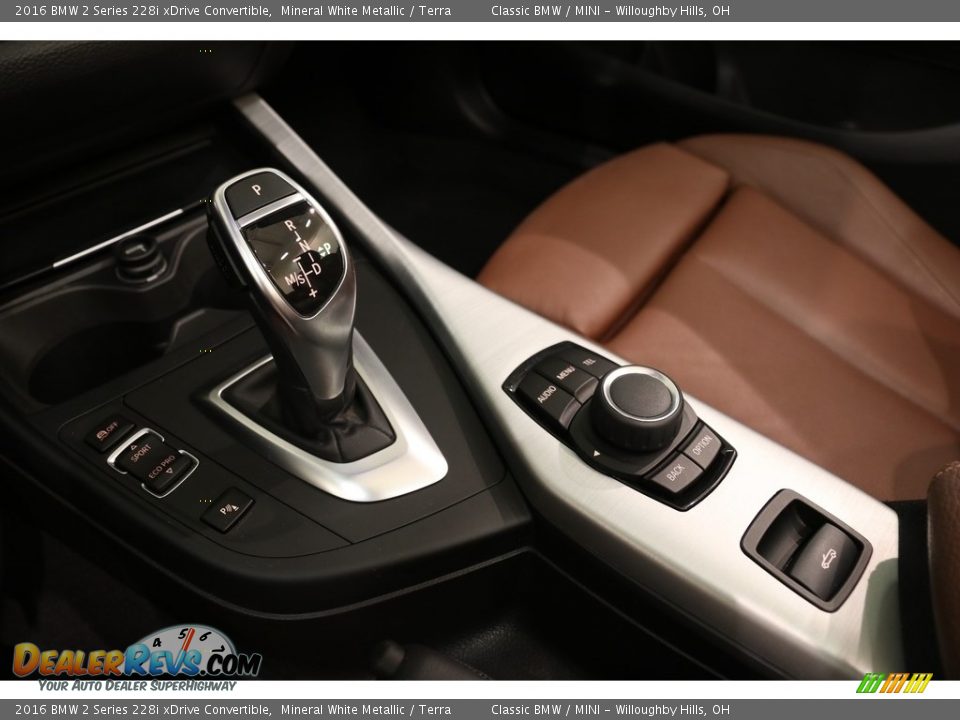2016 BMW 2 Series 228i xDrive Convertible Mineral White Metallic / Terra Photo #18